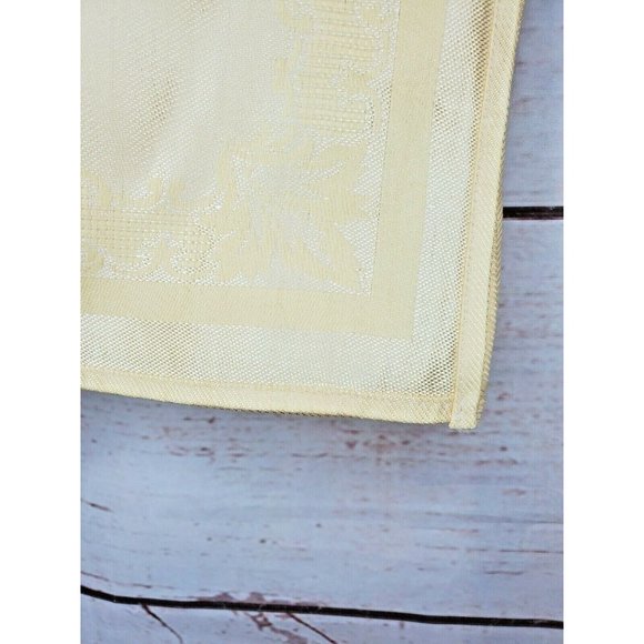 Elegant Gold Crust Rare Designer Table Decorative Fancy Napkins (Set of 4) - Picture 10 of 11